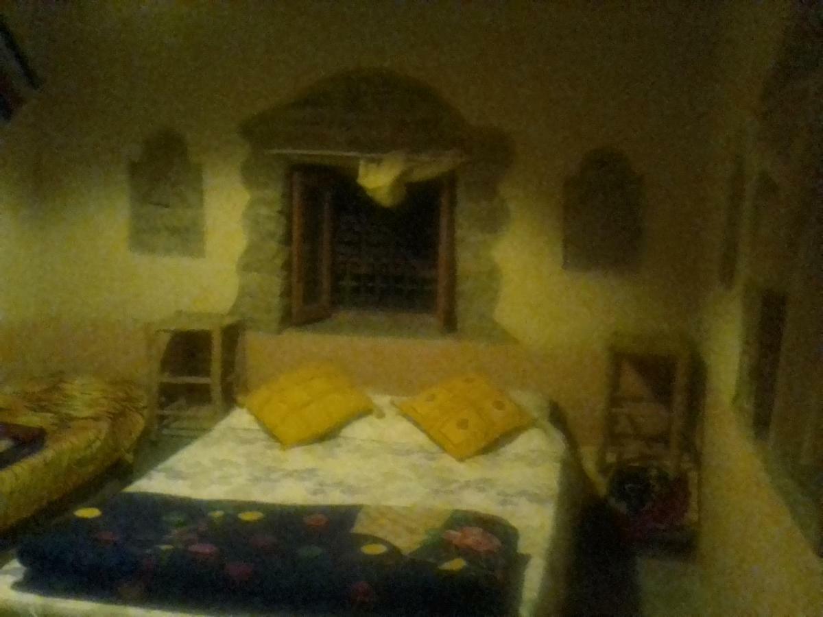 Auberge Tafouyt Tamtetoucht エクステリア 写真